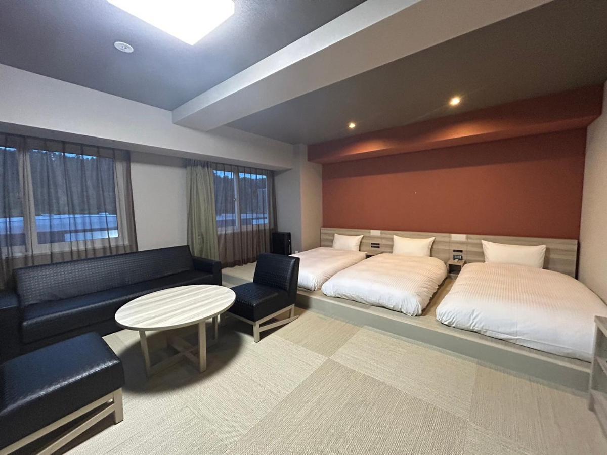Hotel Route Inn Grand Chichibu Zewnętrze zdjęcie